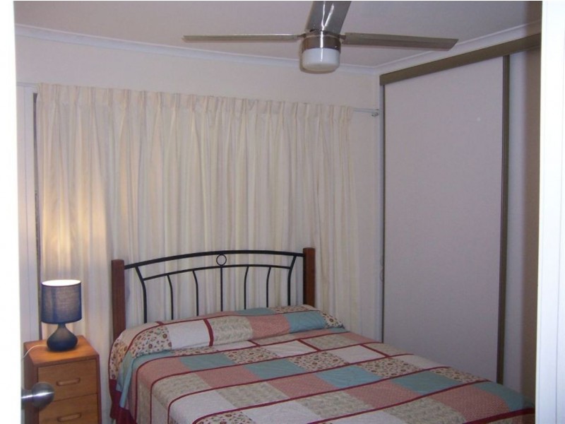 64 Hazelton Street, Riverhills QLD 4074