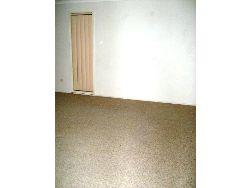 2/8 Stockwhip Place, Sumner QLD 4074