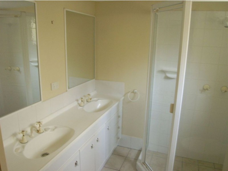 12/9 Amazons Place, Sinnamon Park QLD 4073