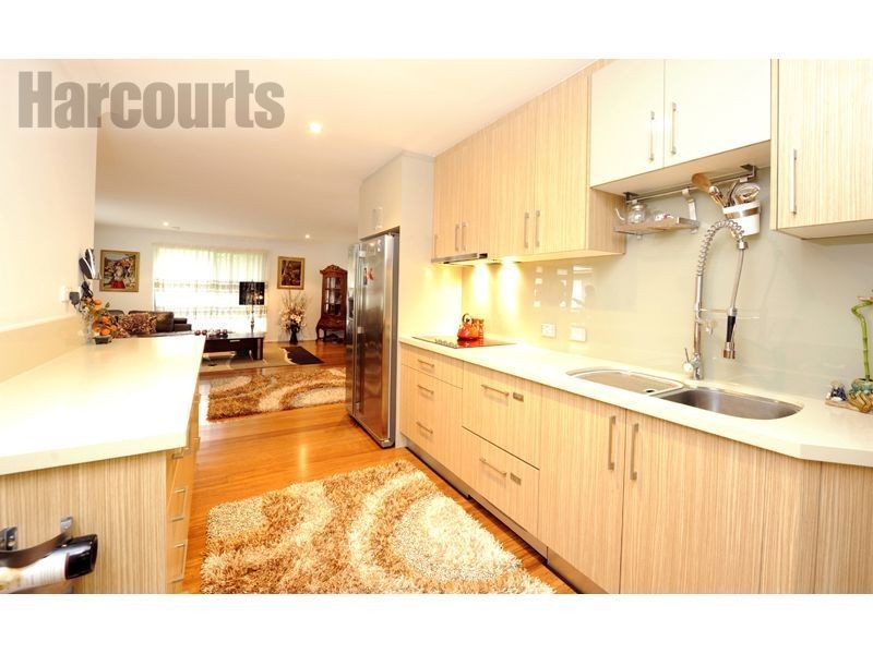 275 Horizon Drive, Westlake QLD 4074