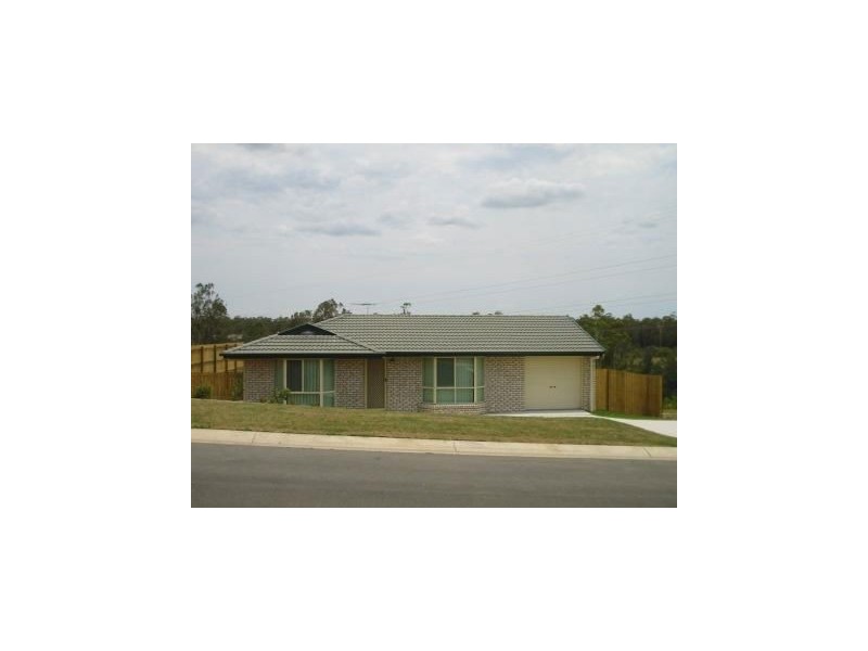 3 Eloise Place, Sumner QLD 4074