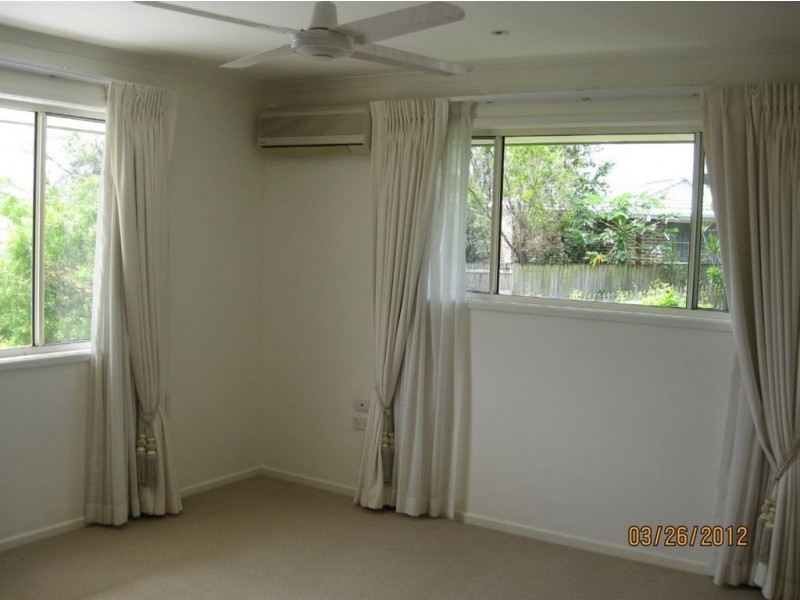 8 Apanie Street, Middle Park QLD 4074