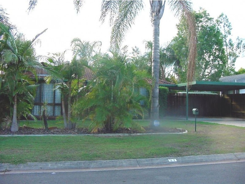27 Loddon Street, Riverhills QLD 4074