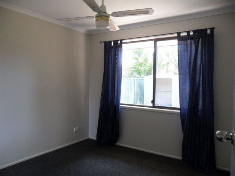 27 Loddon Street, Riverhills QLD 4074