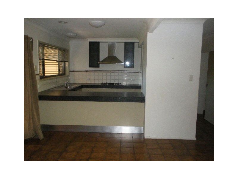 28 Penong Street, Westlake QLD 4074