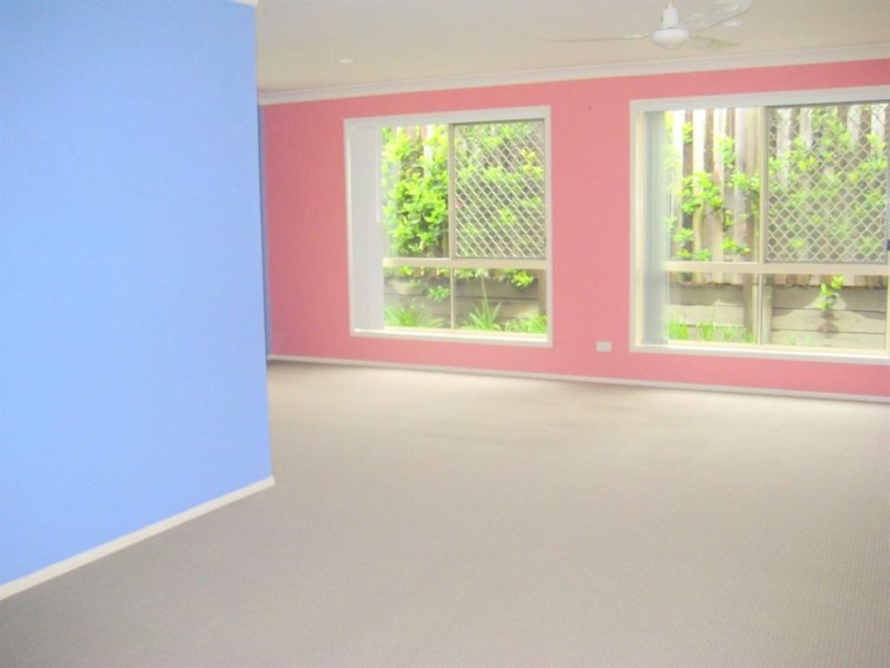 22 Somersby Street, Seventeen Mile Rocks QLD 4073