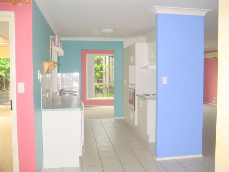 22 Somersby Street, Seventeen Mile Rocks QLD 4073