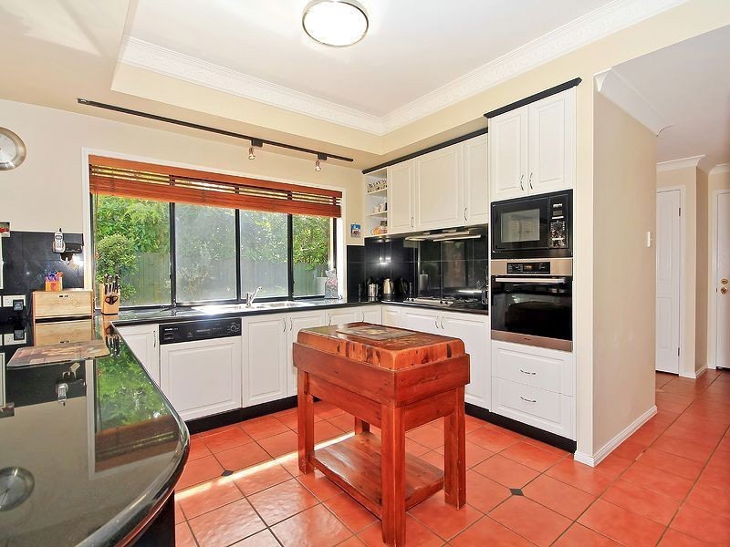 45 Debussy Place, Mount Ommaney QLD 4074