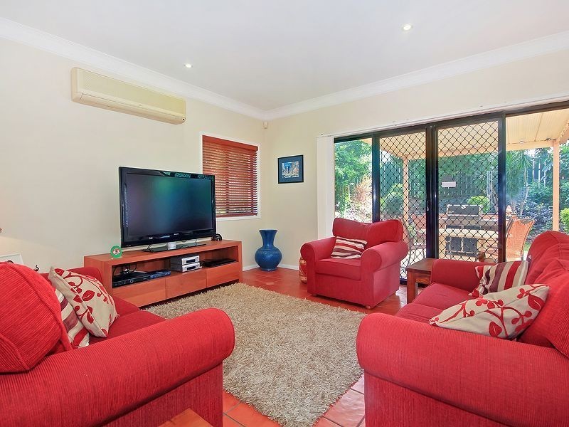 45 Debussy Place, Mount Ommaney QLD 4074