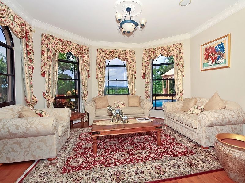 45 Debussy Place, Mount Ommaney QLD 4074