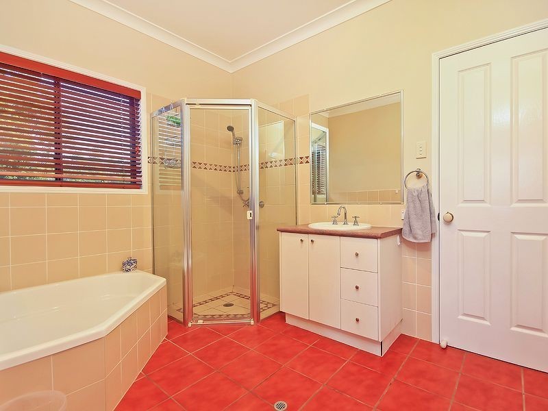 45 Debussy Place, Mount Ommaney QLD 4074