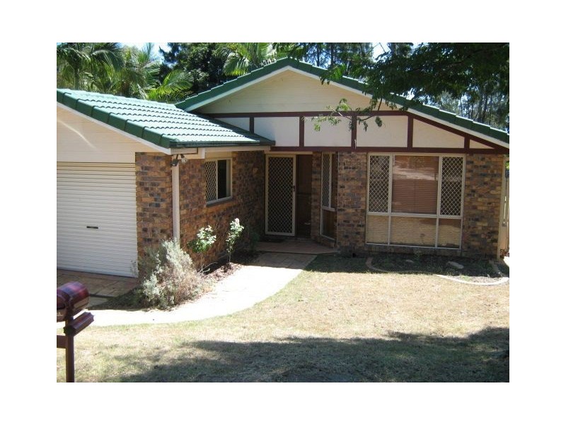 10 Radiata Place, Forest Lake QLD 4078