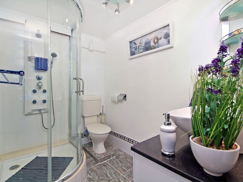 3 Pack Street, Jamboree Heights QLD 4074