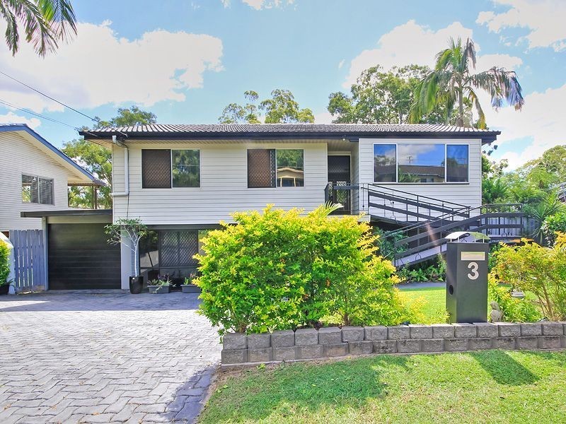 3 Pack Street, Jamboree Heights QLD 4074