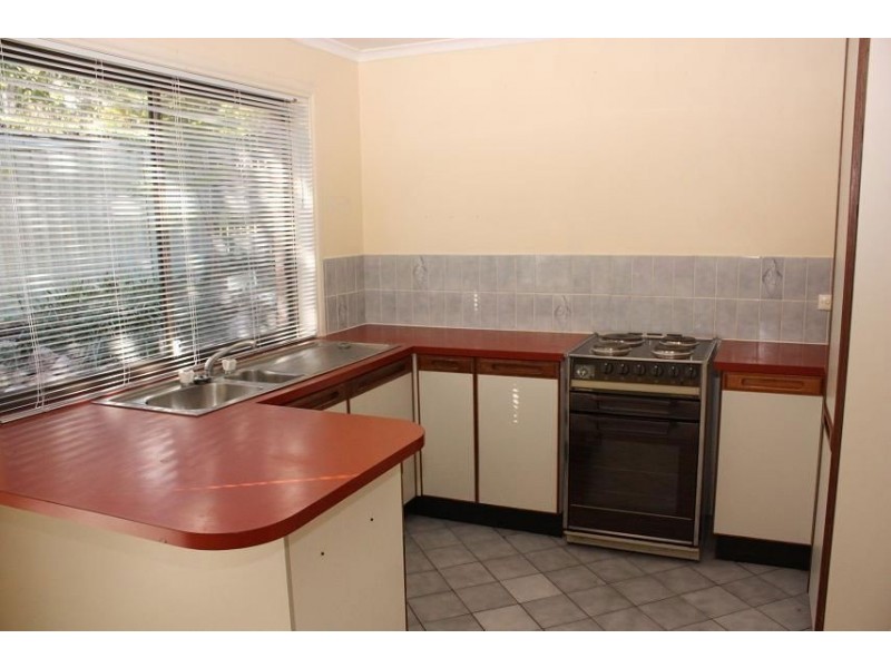 2 Mulla Close, Riverhills QLD 4074