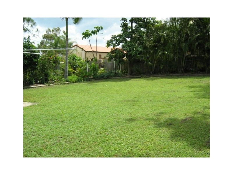 6 Tabor Street, Westlake QLD 4074