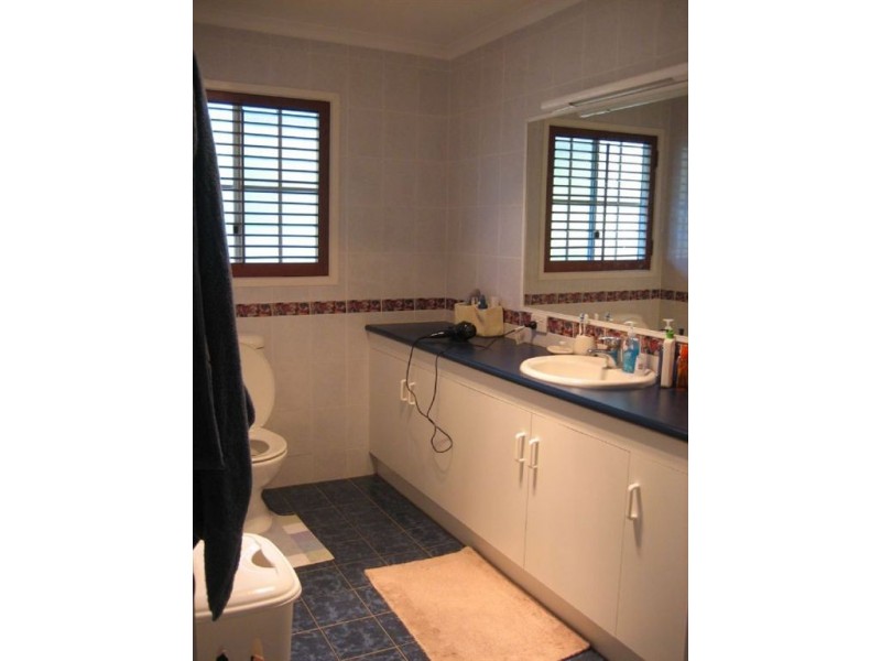 26 Ebrill Street, Jamboree Heights QLD 4074