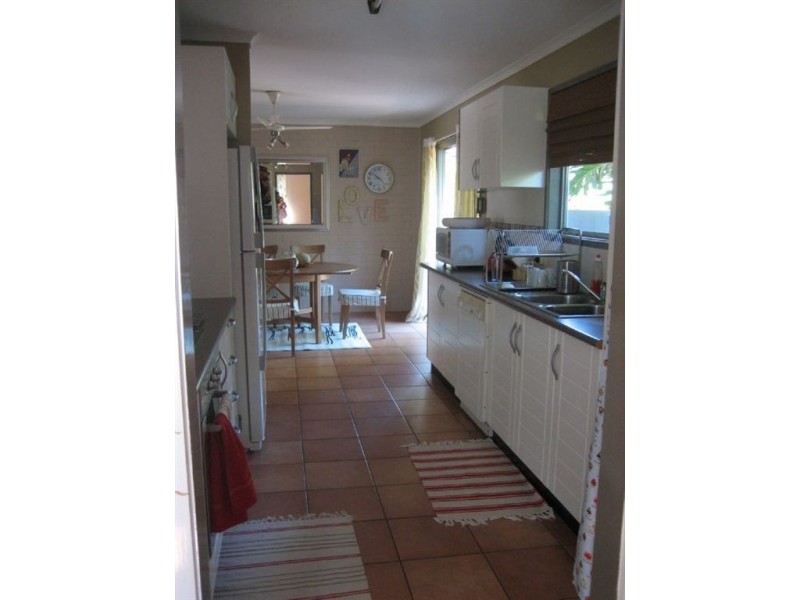 26 Ebrill Street, Jamboree Heights QLD 4074