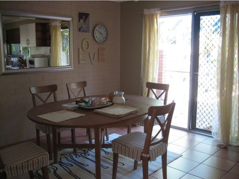 26 Ebrill Street, Jamboree Heights QLD 4074