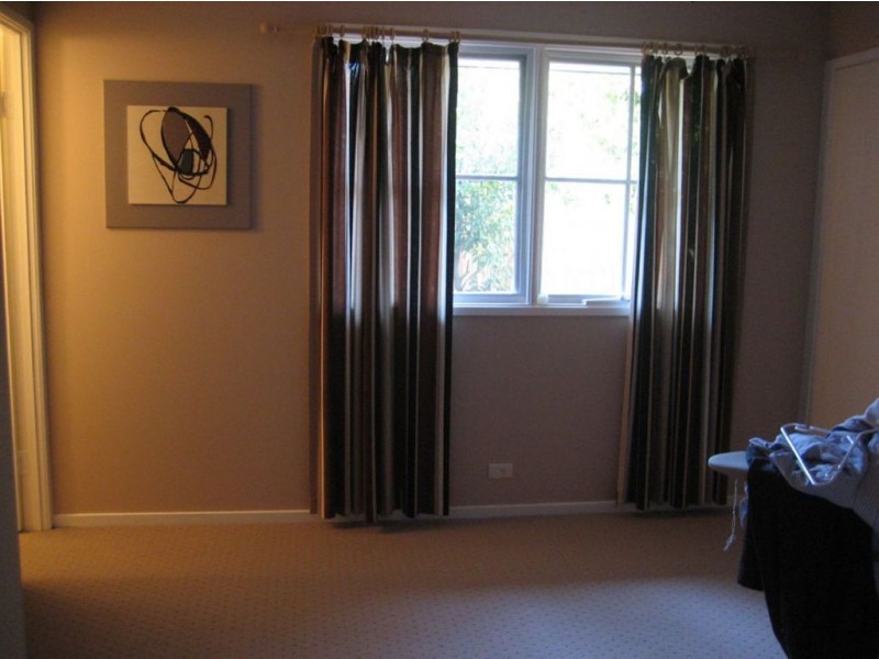 26 Ebrill Street, Jamboree Heights QLD 4074