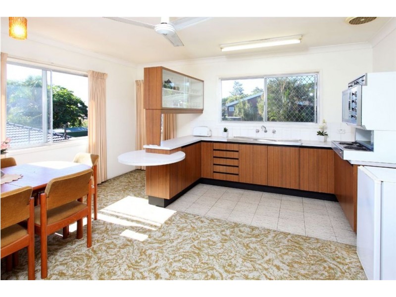 27 Dandenong Road, Jamboree Heights QLD 4074