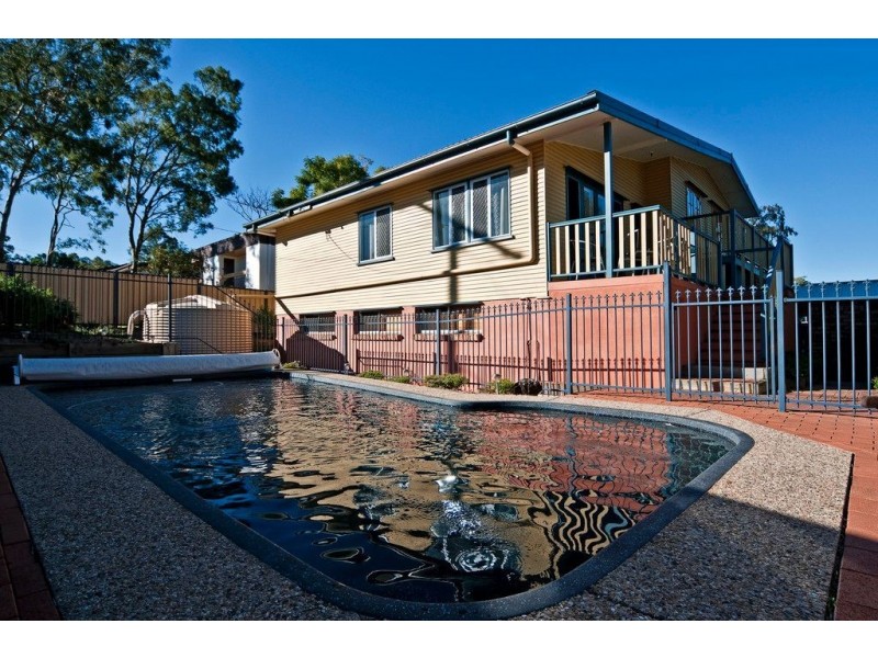 17 Valance Street, Oxley QLD 4075