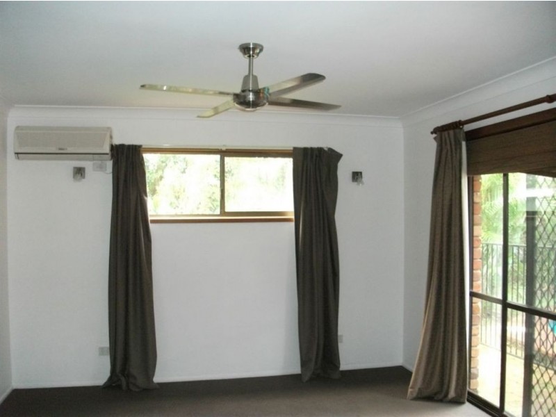 70 Raeside Street, Westlake QLD 4074