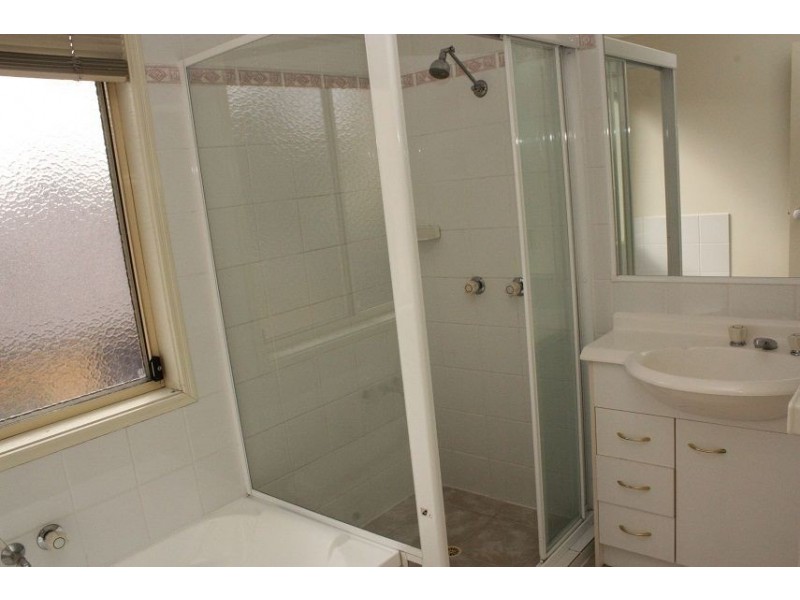 13 Homebush Crescent, Sinnamon Park QLD 4073