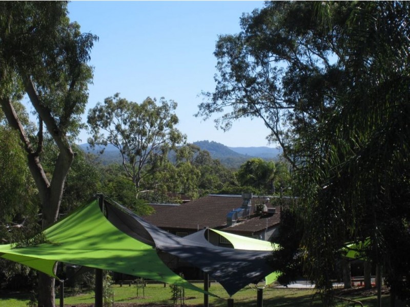 5 Pack Street, Jamboree Heights QLD 4074