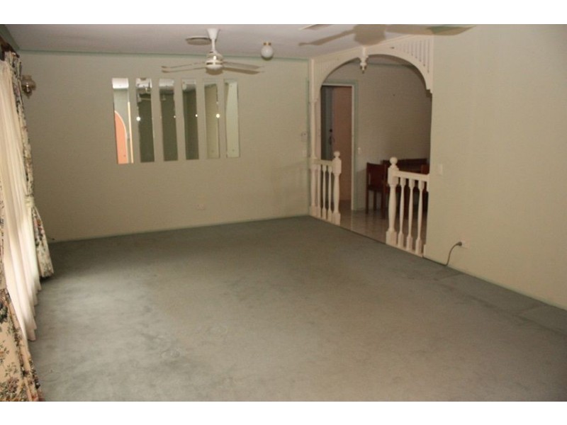 28 Athos Street, Riverhills QLD 4074