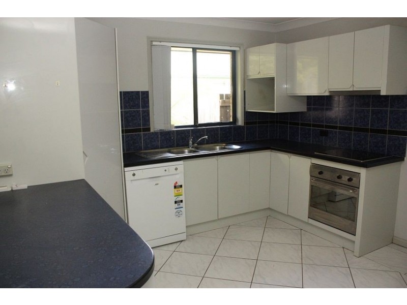 11 Leyburn Crescent, Forest Lake QLD 4078