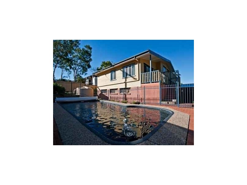 17 Valance Street, Oxley QLD 4075