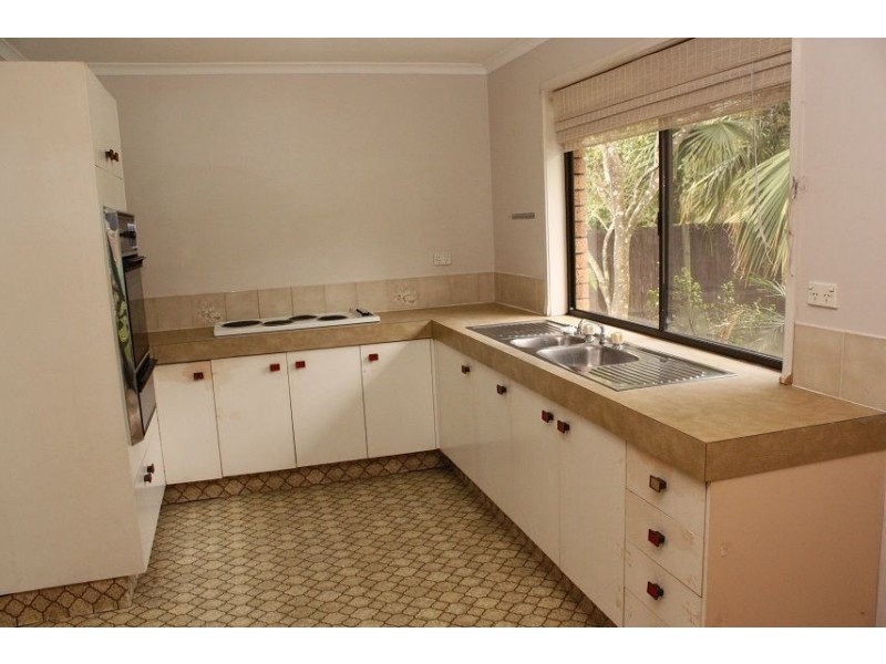 39 Melody Street, Jamboree Heights QLD 4074