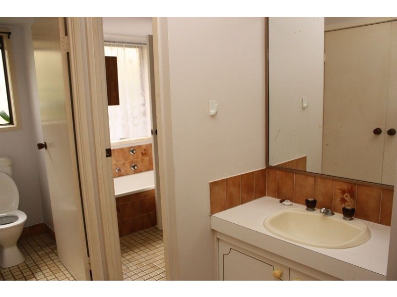 39 Melody Street, Jamboree Heights QLD 4074