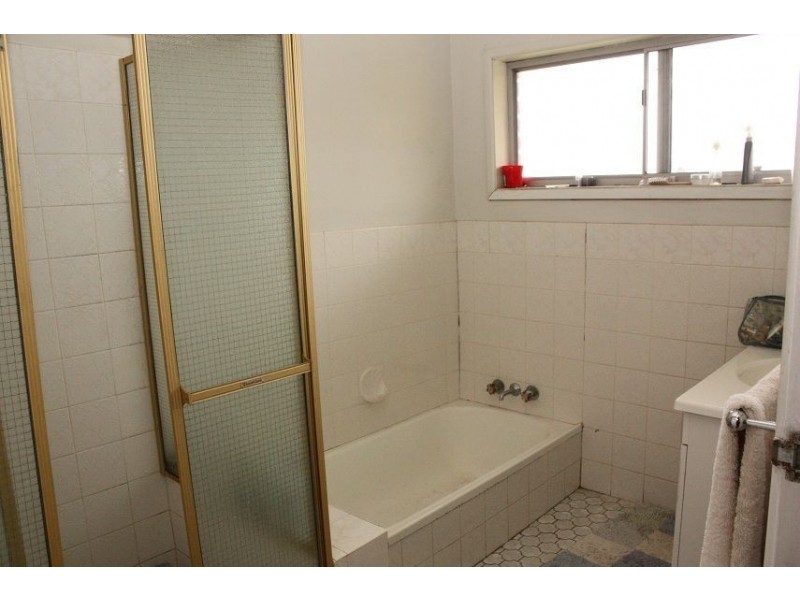 12 Poseidon Crescent, Jamboree Heights QLD 4074