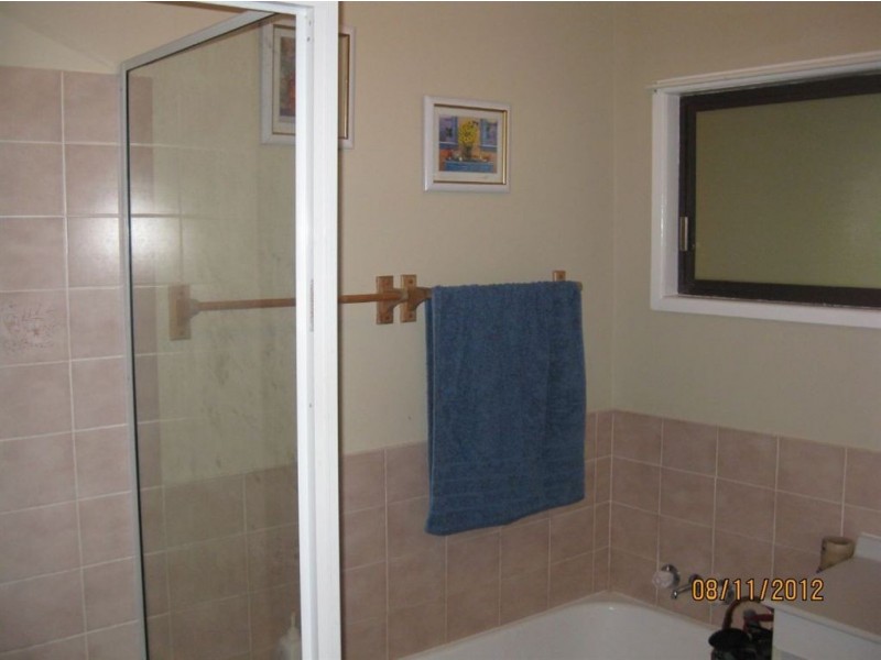 5 Roper Close, Westlake QLD 4074