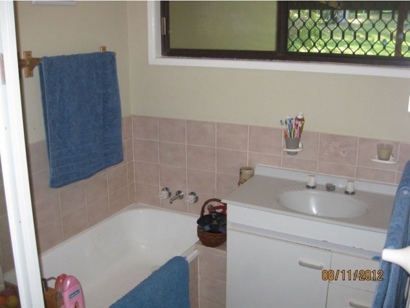 5 Roper Close, Westlake QLD 4074