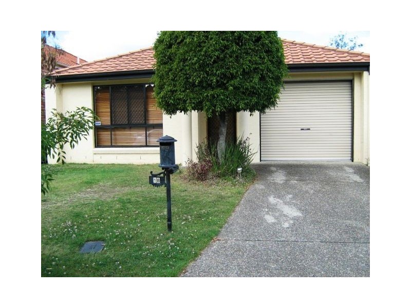 18 Glasshouse Crescent, Forest Lake QLD 4078