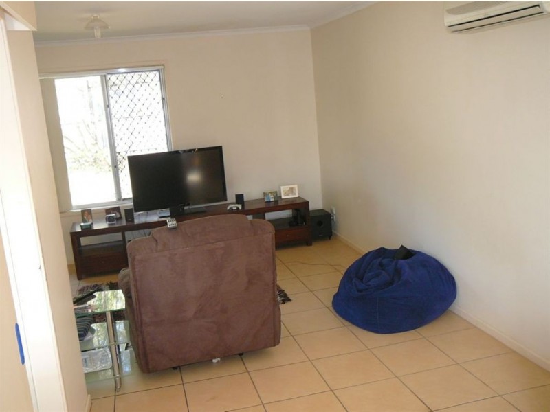 8 Sirocco Street, Jamboree Heights QLD 4074