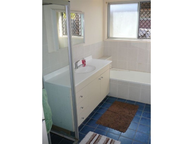 8 Sirocco Street, Jamboree Heights QLD 4074