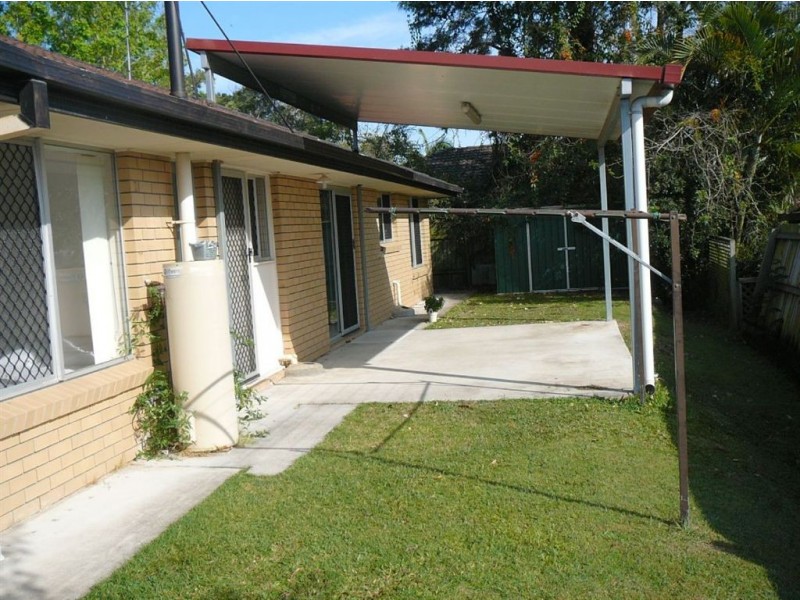 8 Sirocco Street, Jamboree Heights QLD 4074