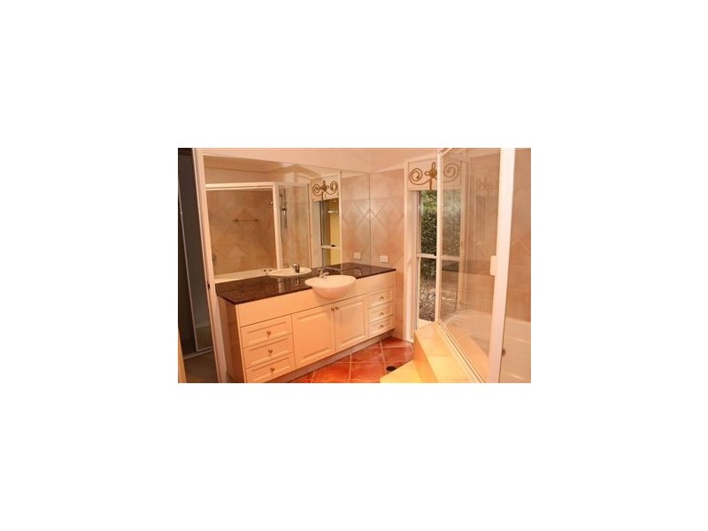 Kenmore QLD 4069