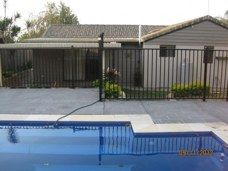 22 Lugano Street, Riverhills QLD 4074