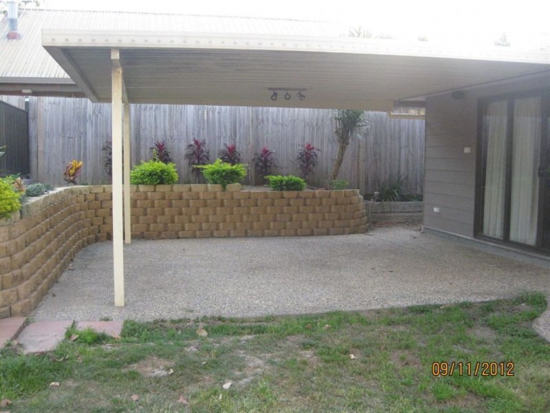 22 Lugano Street, Riverhills QLD 4074