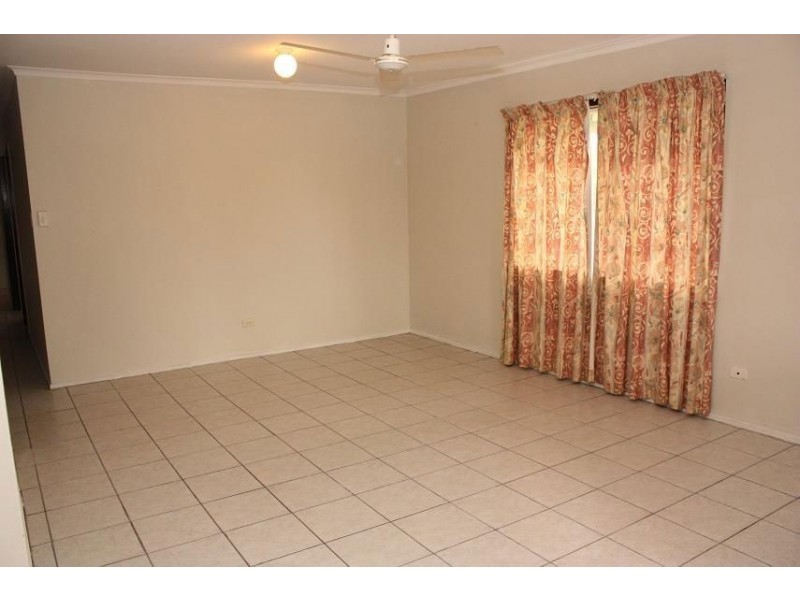 63 Dandenong Road, Jamboree Heights QLD 4074