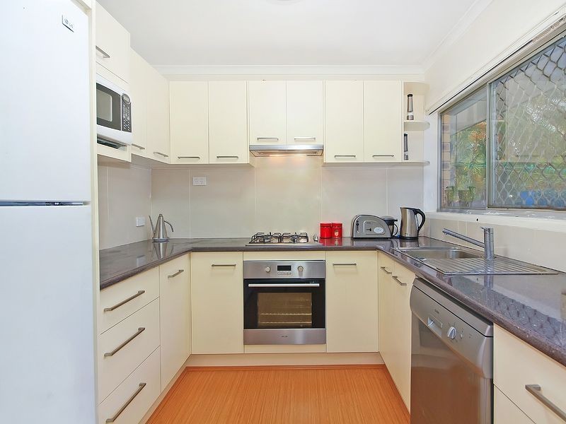 38 Dandenong Road, Jamboree Heights QLD 4074