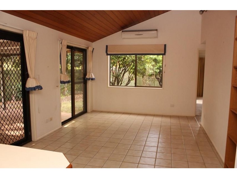 96 Tanglewood Street, Middle Park QLD 4074