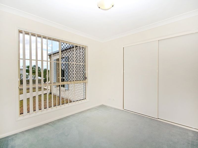 39 Burnside Crescent, Westlake QLD 4074