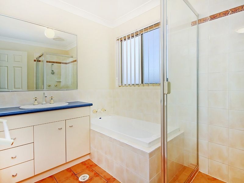 39 Burnside Crescent, Westlake QLD 4074