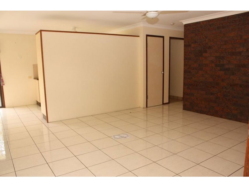 39 Pallert Street, Middle Park QLD 4074